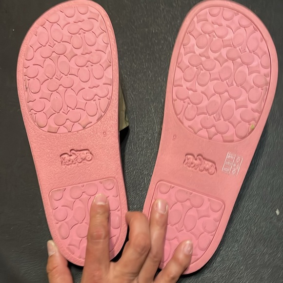 Coach cherry heart pink and tan slides - Picture 3 of 3